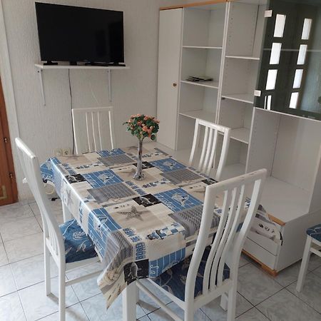 Apartments Delfin Posedarje Ngoại thất bức ảnh